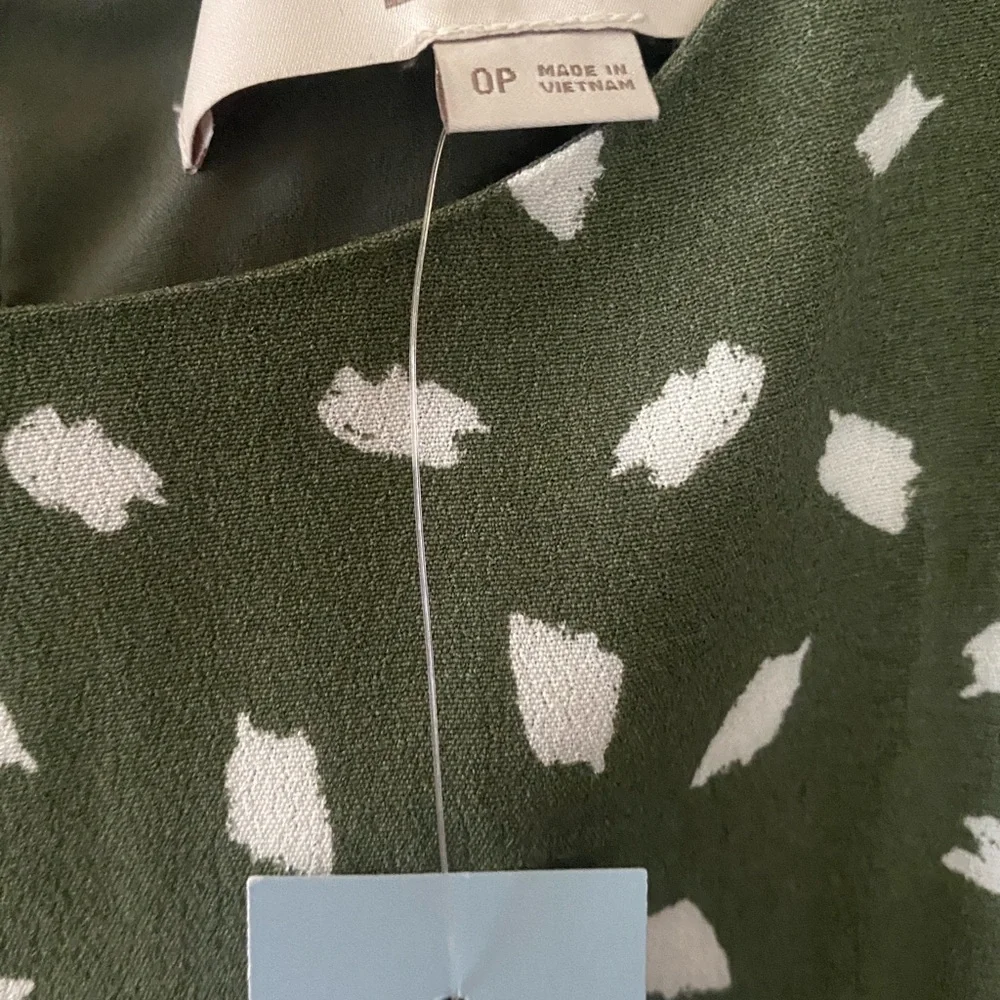 LOFT Dark Green Midi Dress with White Pattern - Picture 3 of 4